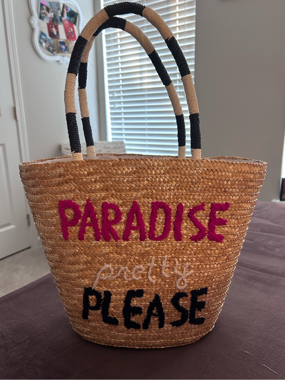 Bath & Body Works straw beach bag